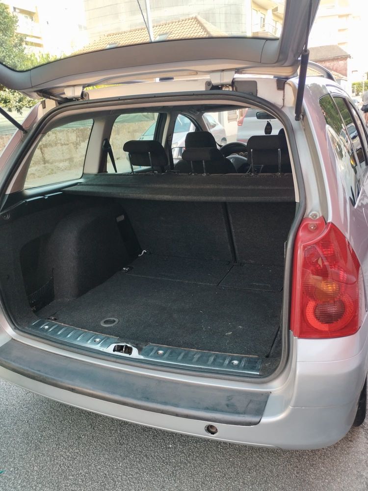 Peugeot 307 1.4 HDI 90cv 03 bom estado