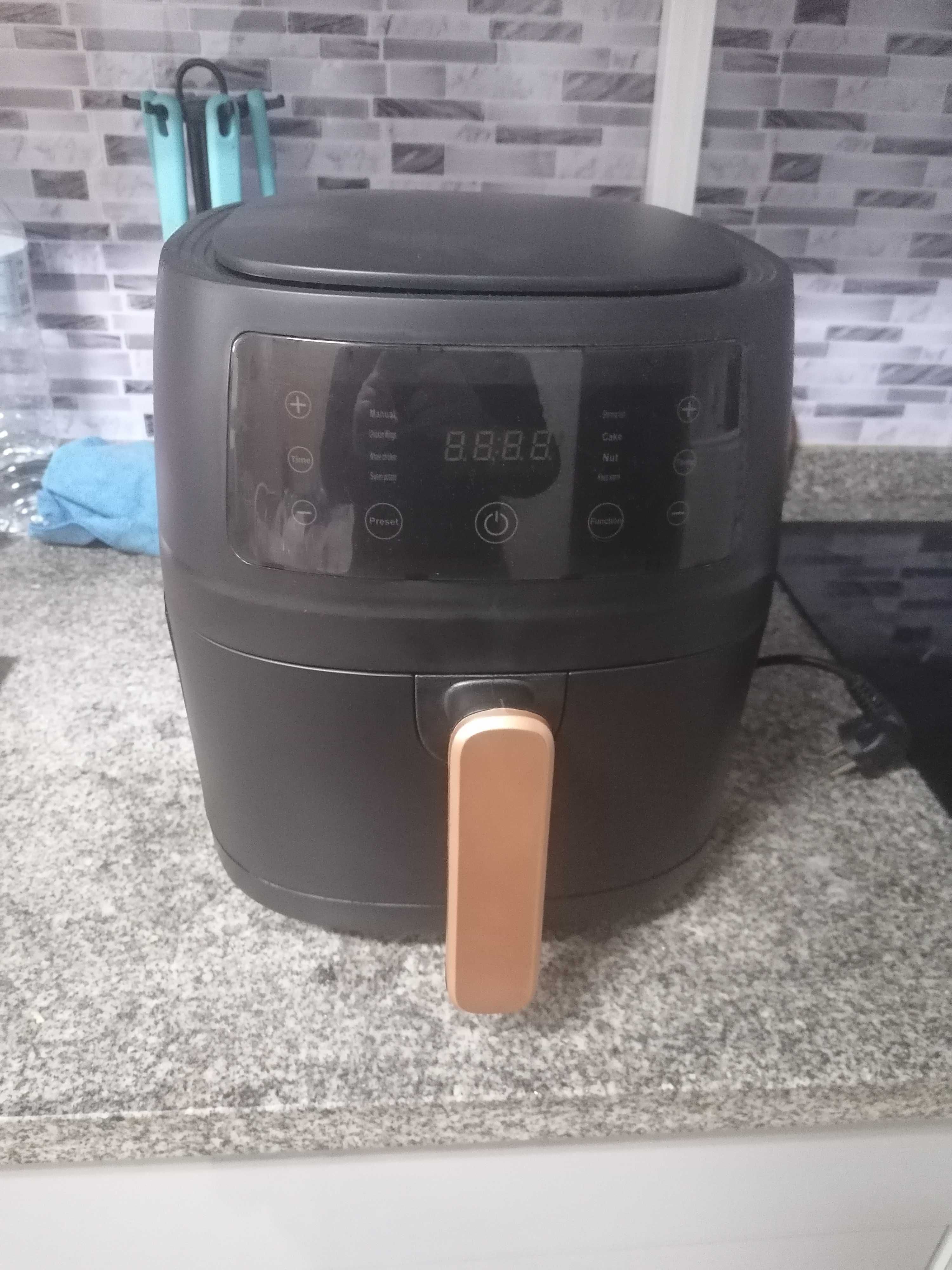 Vendo maquina Air Fryer de 6L (nova na caixa)