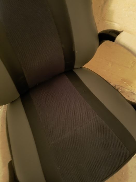 Fotel biurowy w stanie dobrym