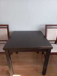 Komplet stół z czterema krzesłami sprzedam