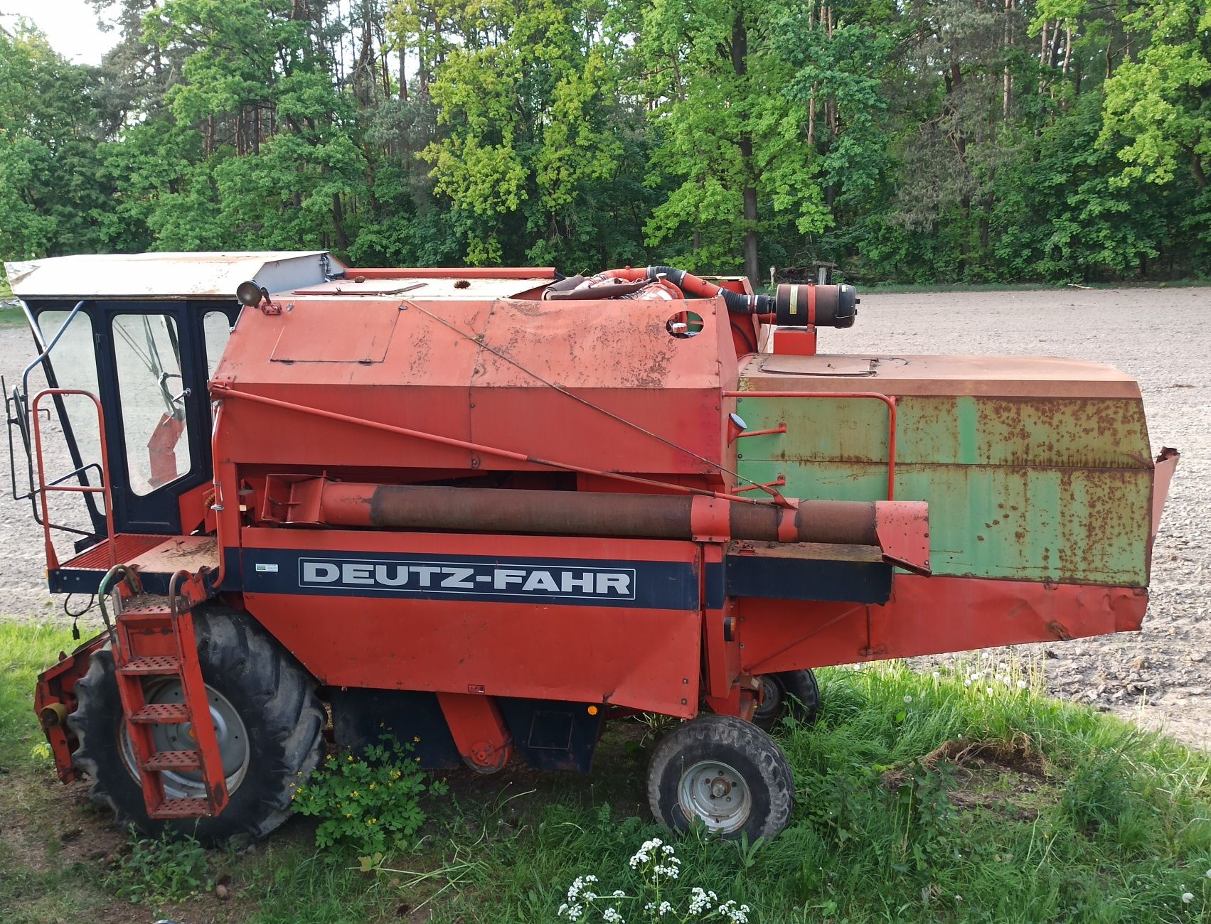 Deutz Fahr 2385 heder 3,6 m sieczkarnia