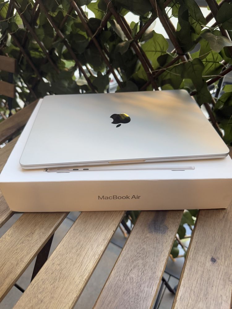 Mackbook air 13 2024 com 256 GB