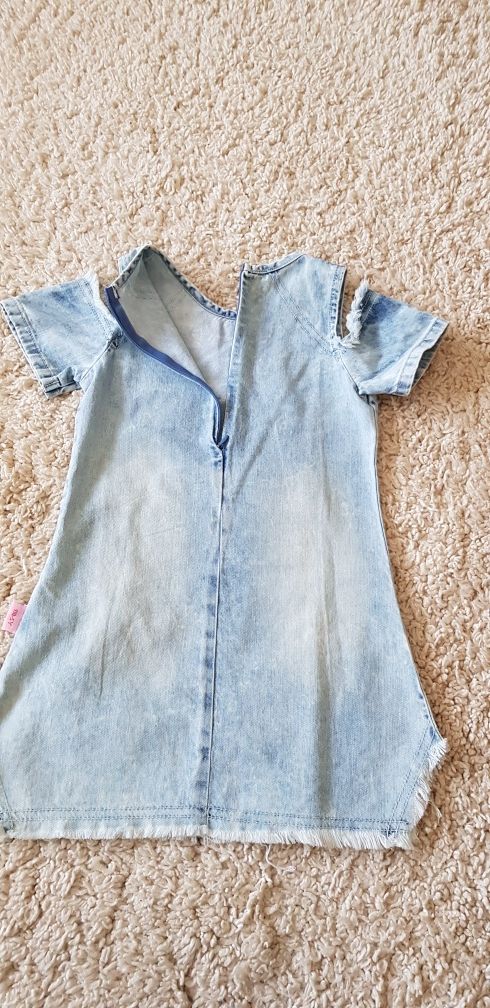 джинсовое платье на 4-6 лет
