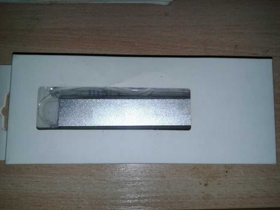 Powerbank 2200 MAh Port Hope obudowa aluminium kabel usb nowy