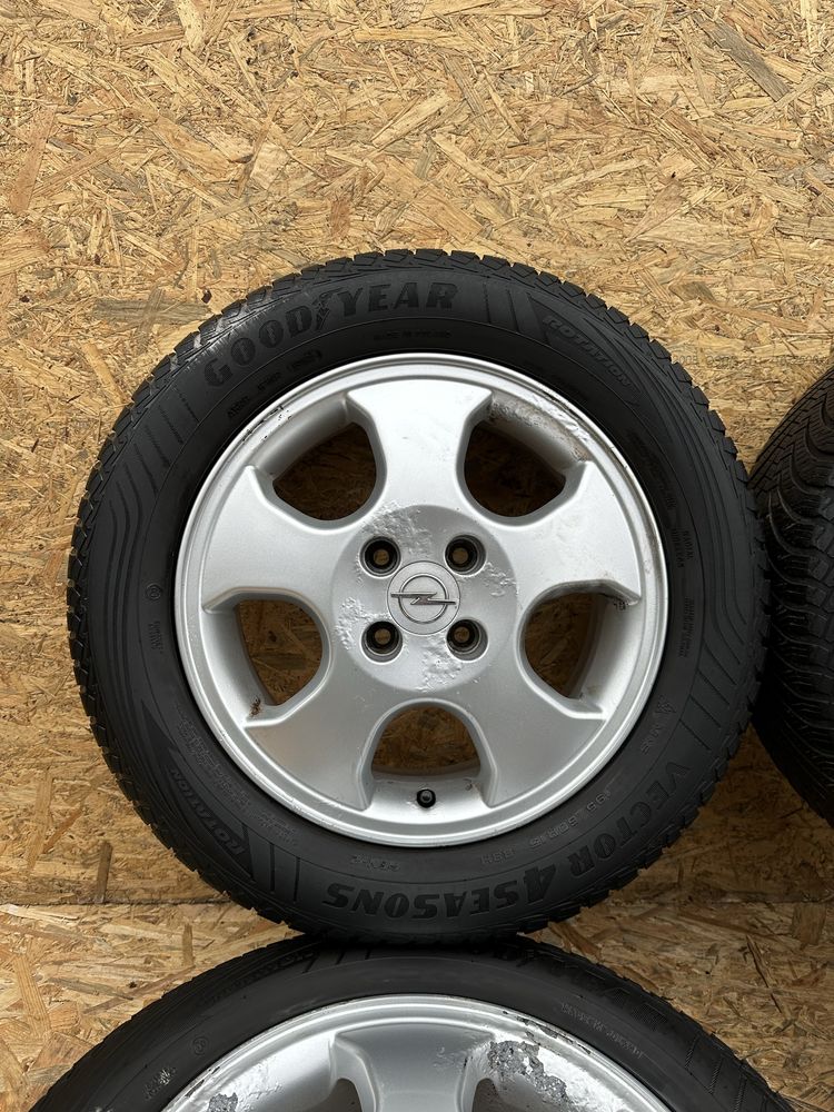 Колеса 4/100 R15 ET49 Цо(діа)65.1 Opel титани диски шини
