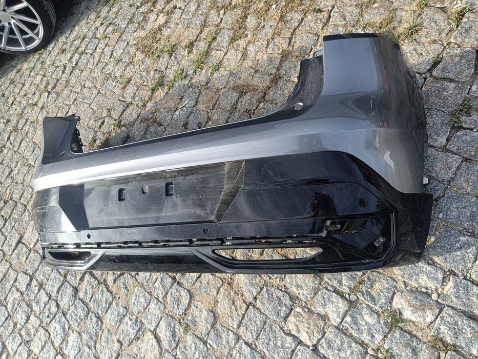 Parachoques Renault Megane e-tech para choques 2023