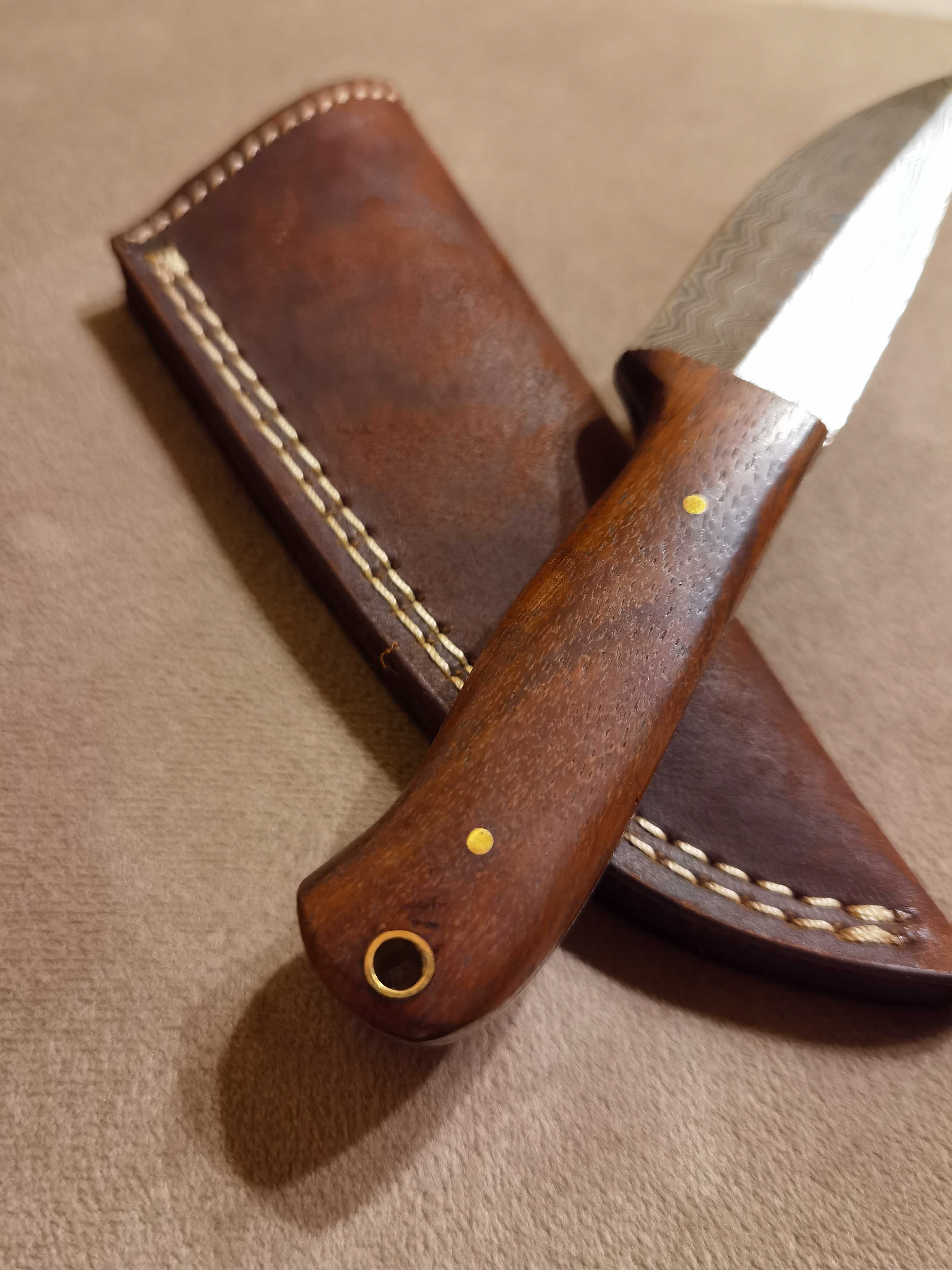 Nóż myśliwski Damast 72/Brzytwa/Custom