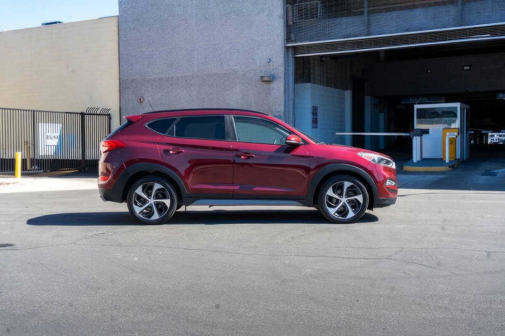 Hyundai Tucson Limited      2017