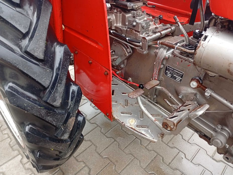MF 133 Massey Ferguson 135