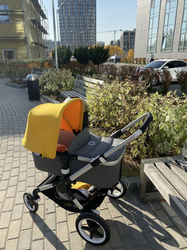Bugaboo Fox 2 (2в1 люлька+прогул.блок)