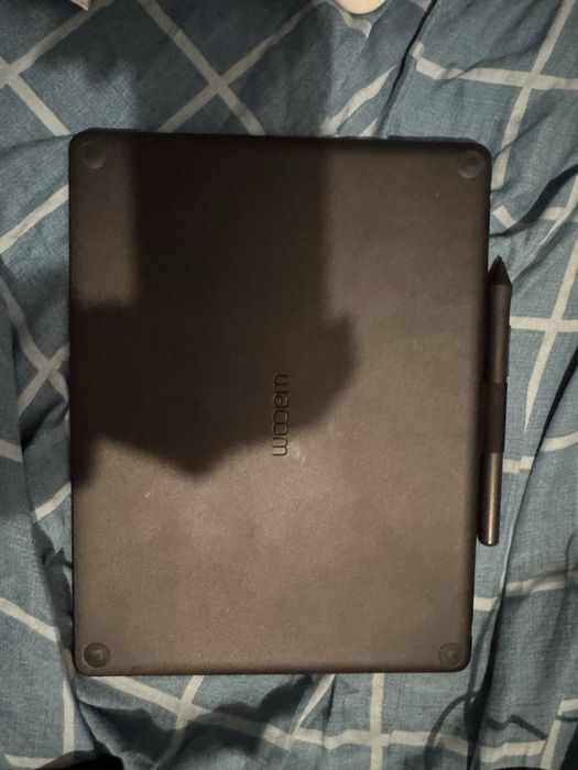 Wacom intuos M medium графічний планшет