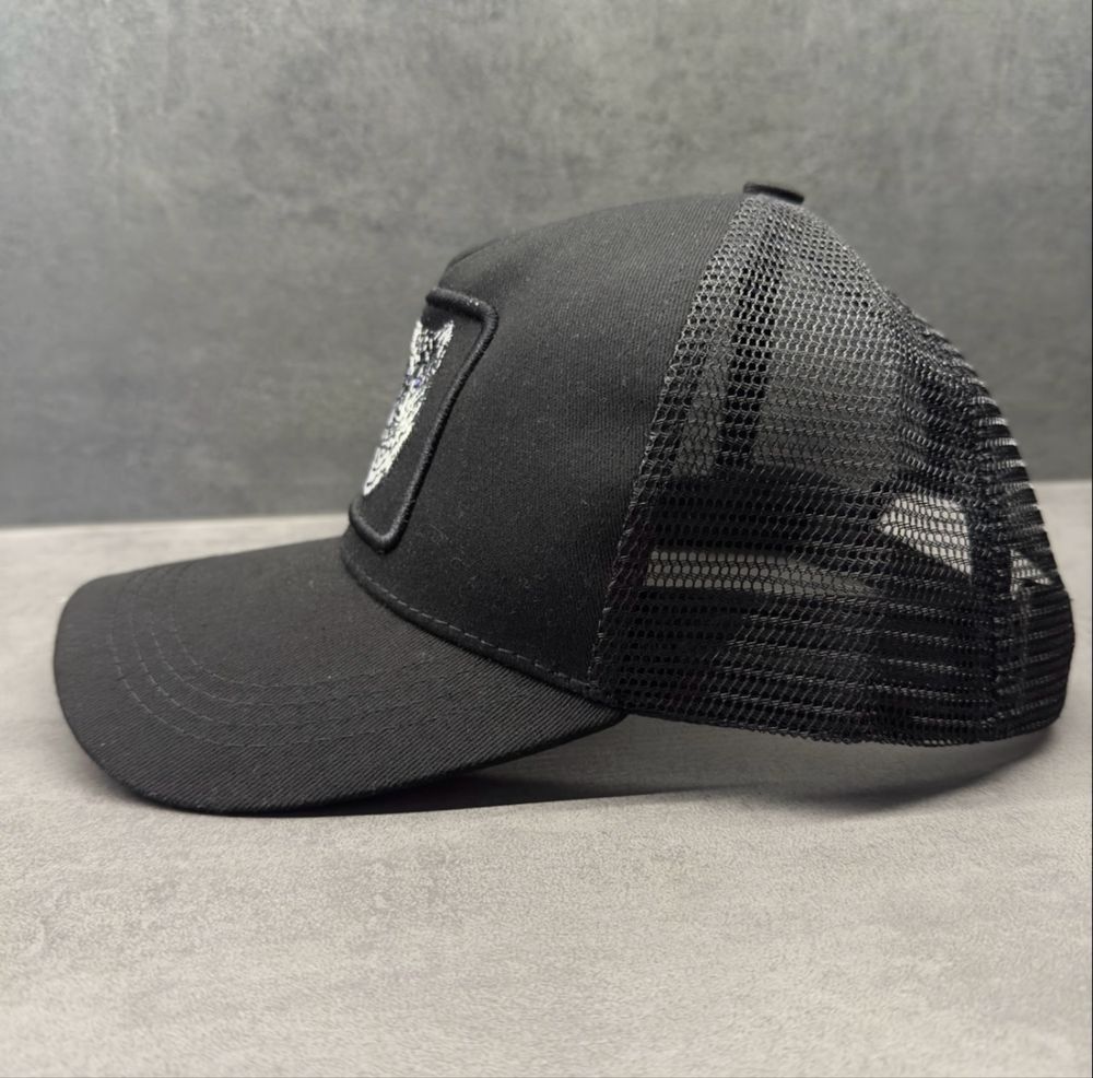 Czapka z tygrysem – Trucker – haft 3D – Nowa – uniwersalna