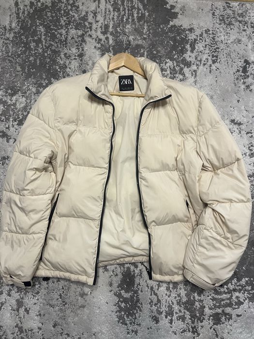 Біла куртка Zara