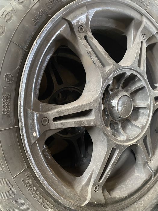 Гума 185/60 r15 зимова гума 2023 року б/у диски