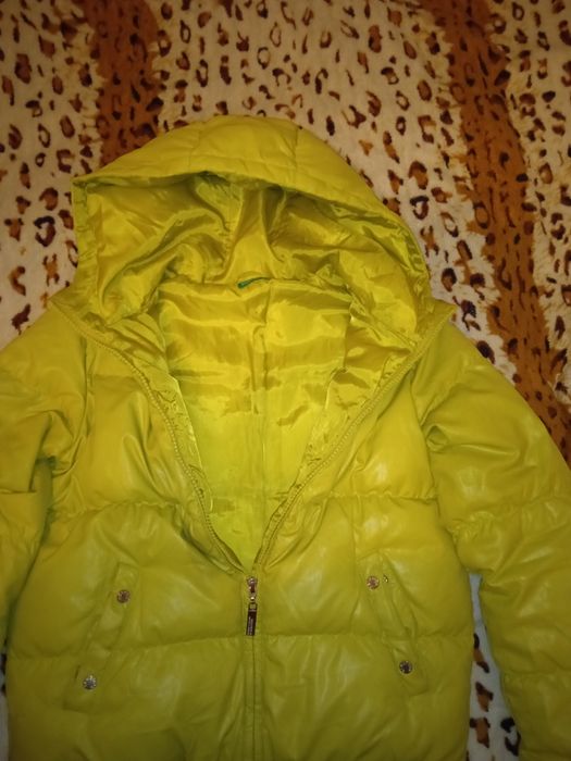 Курточка осіння на дівчинку