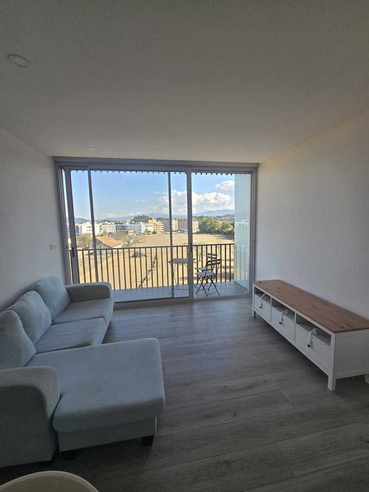 T2 a venda em Monção