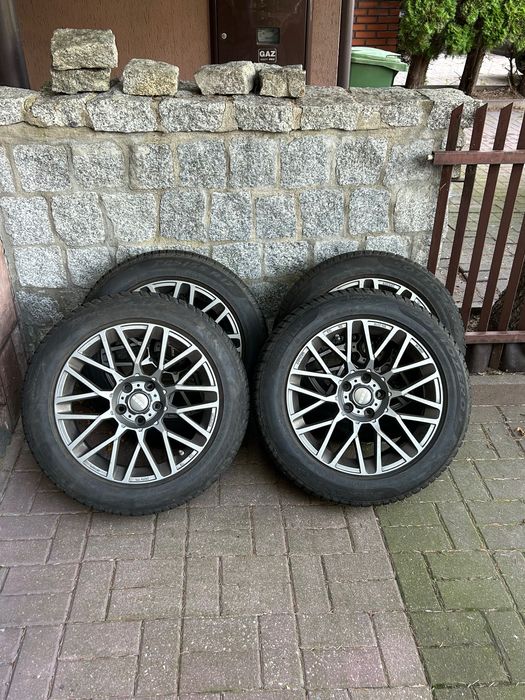 Felgi aluminiowe 17” z oponami zimowymi, BMW X1 F48