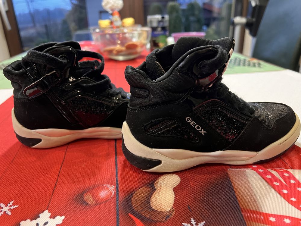 Buty GEOX 29, dziewczece, rozm. 29, wkladka 18, super stan!