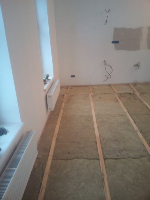 Шліфування паркета укладка рестоврация після потопу локальний ремонт