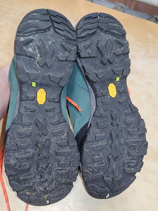 Scarpa, стан чудовий як нові