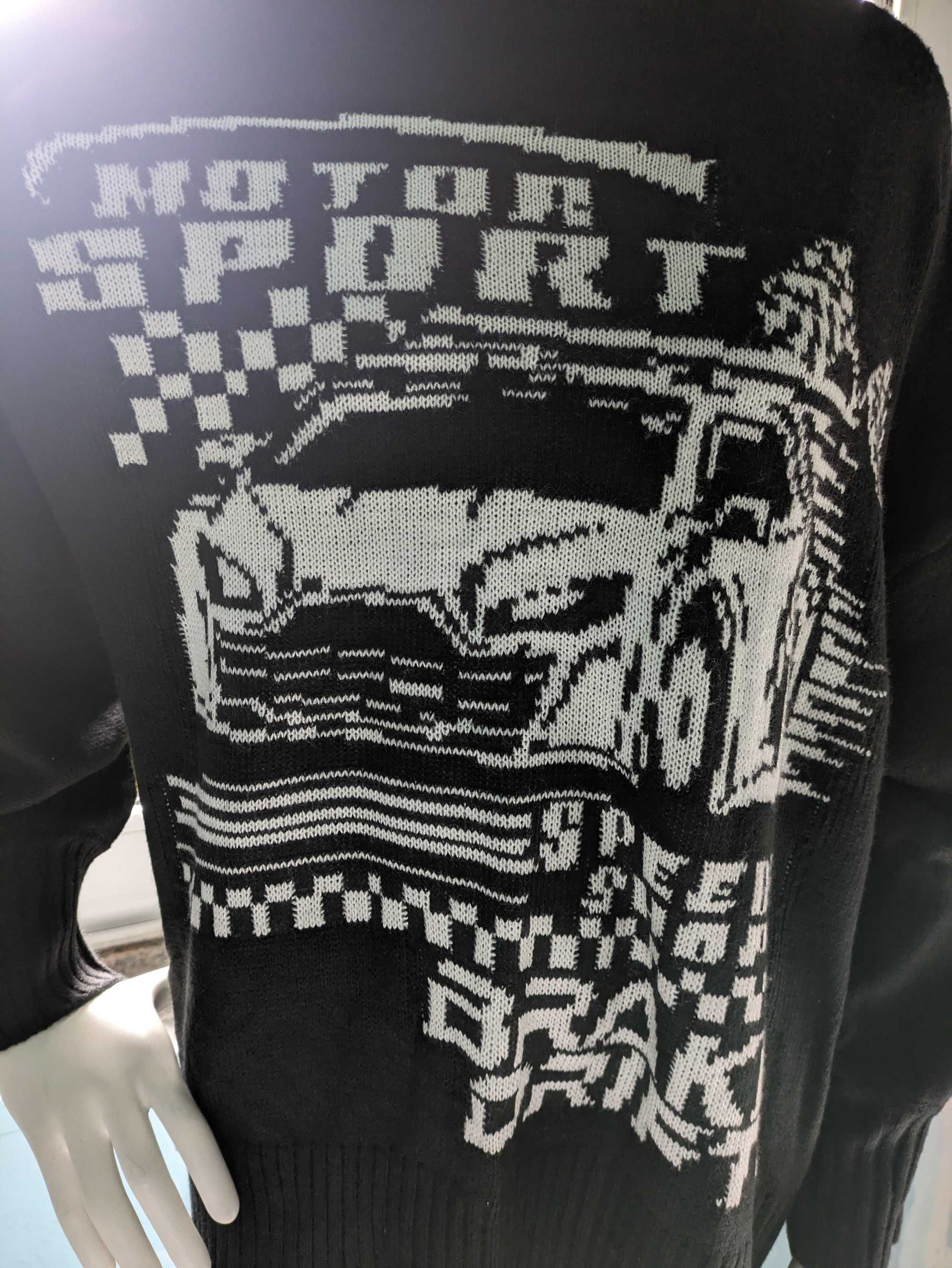 H&M Divided Camisola de Malha Preto & Branco L Motor Sport Drift