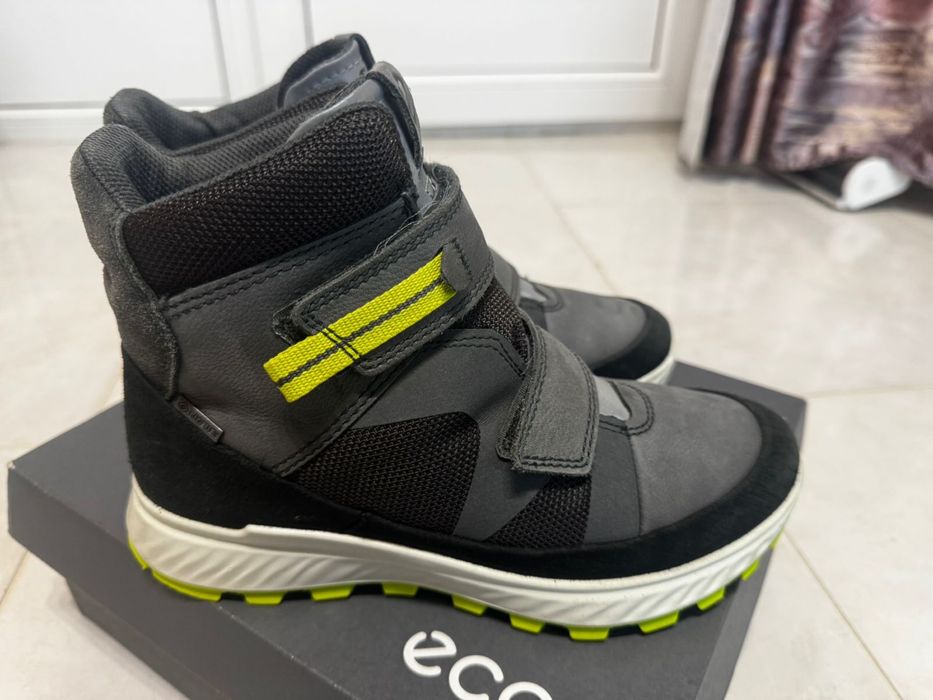 Продам зимові ботинки ECCO, 36р, хлопчик, ідеал