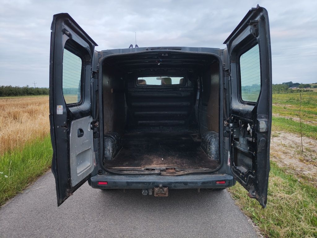 Opel Vivaro 1.9 dCi 2003r Radio Android Jak ZAMIANA