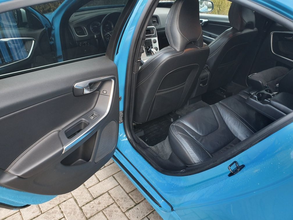 Volvo S60 T6 AWD R Design Polestar zamiana na pickup