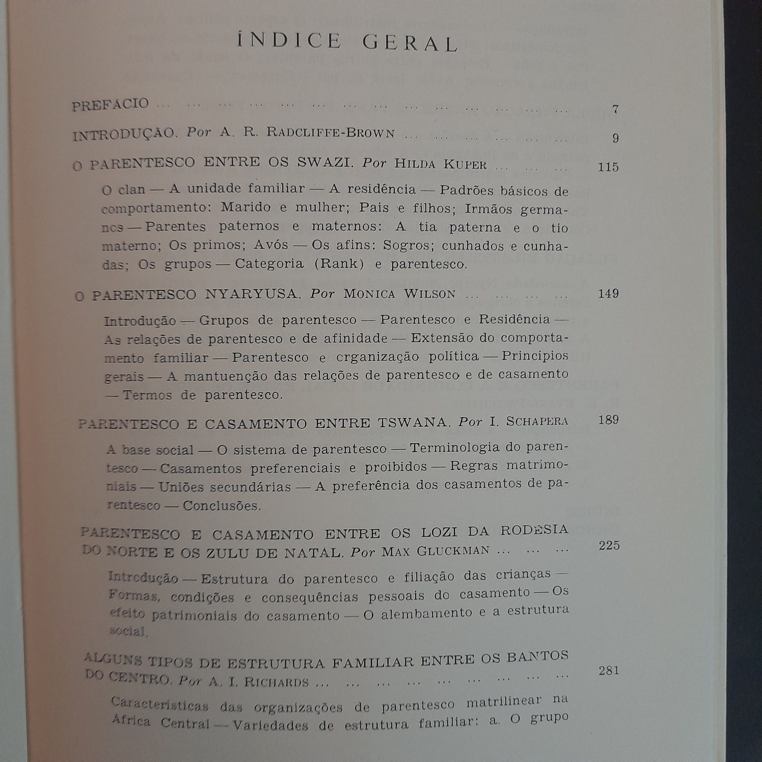 Sistemas Políticos Africanos de Parentesmo e Família.