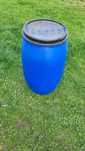 Beczki plastikowe 120 L