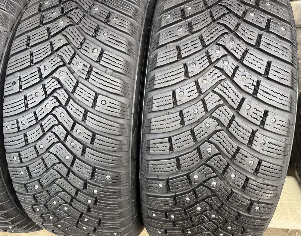 Шини Continetal Ice Contact 3 R 16 205 60