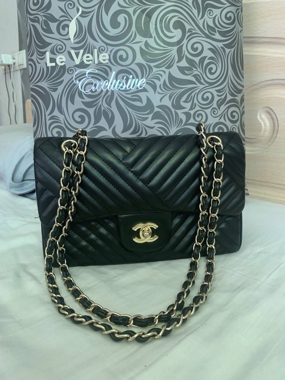 Кожаная женская сумка Chanel