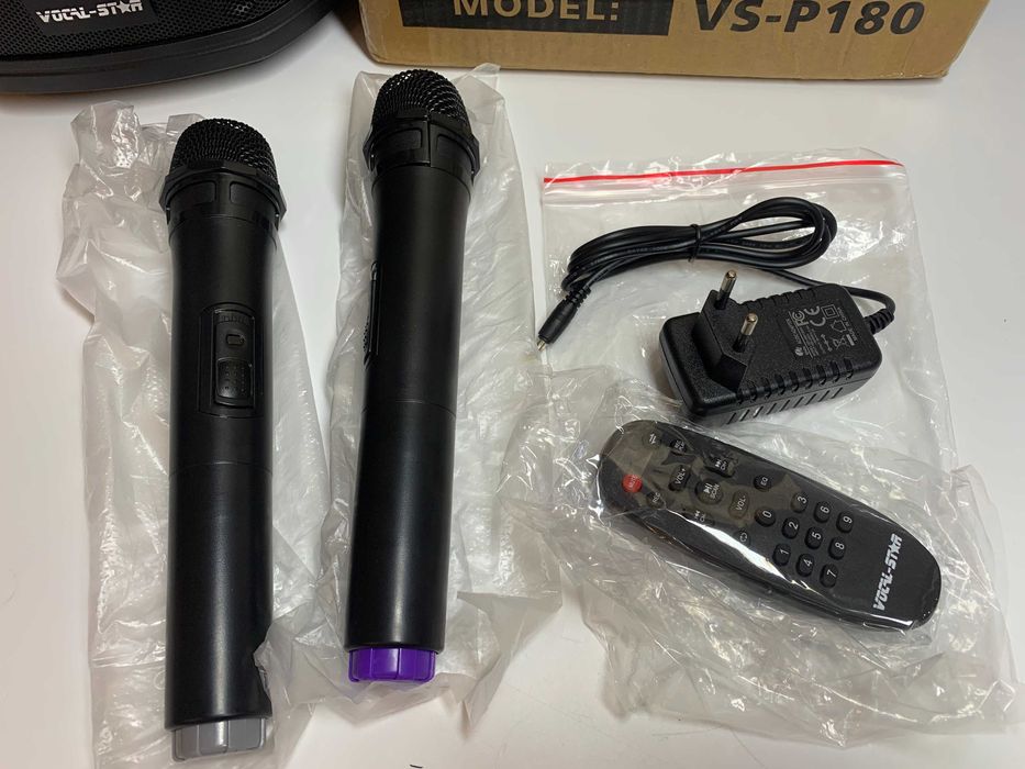 VOCAL-STAR VS-P180 głośnik karaoke z bluethooth z 2 mikrofonami RGB