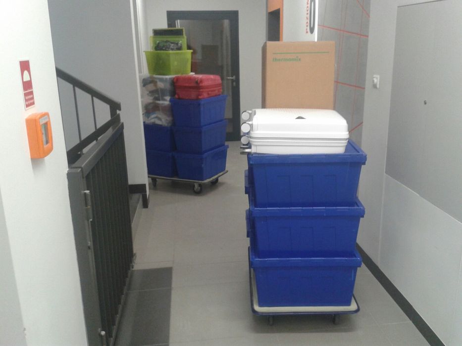 Wywóz starych mebli. UTYLIZACJA. Sprzątanie/Opróżnianie mieszkań/domów