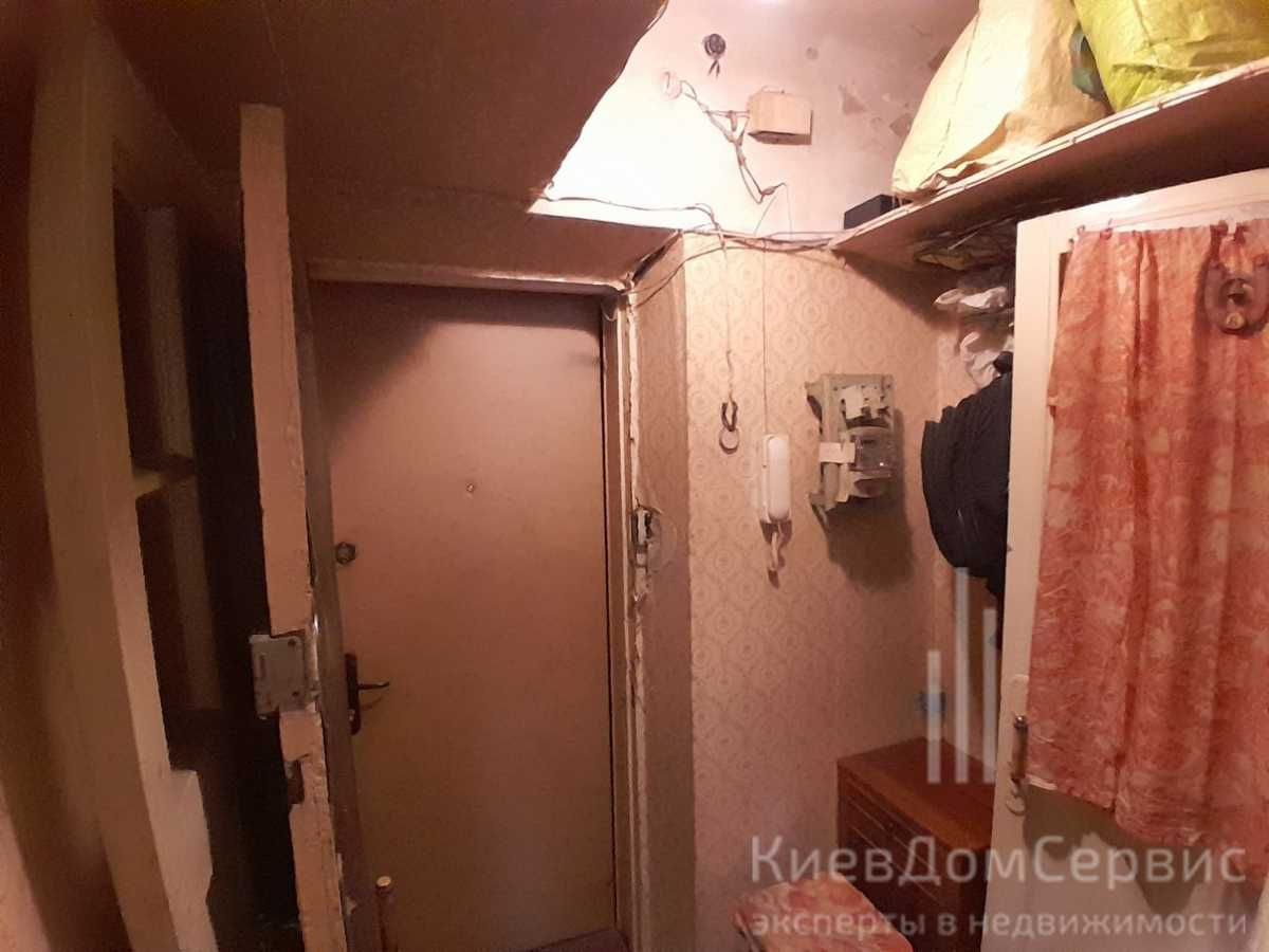 продаж квартири метро Мінська Автозаводська 87а Оболонський