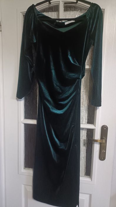 Sukienka welurowa damska