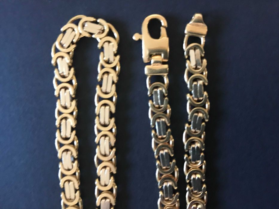 Gold Ladies neckless 18k