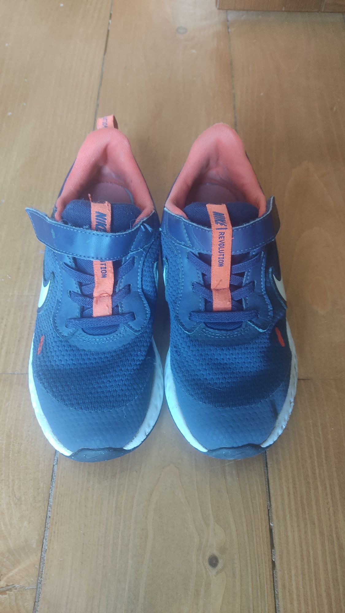 Adidasy  Nike 34
