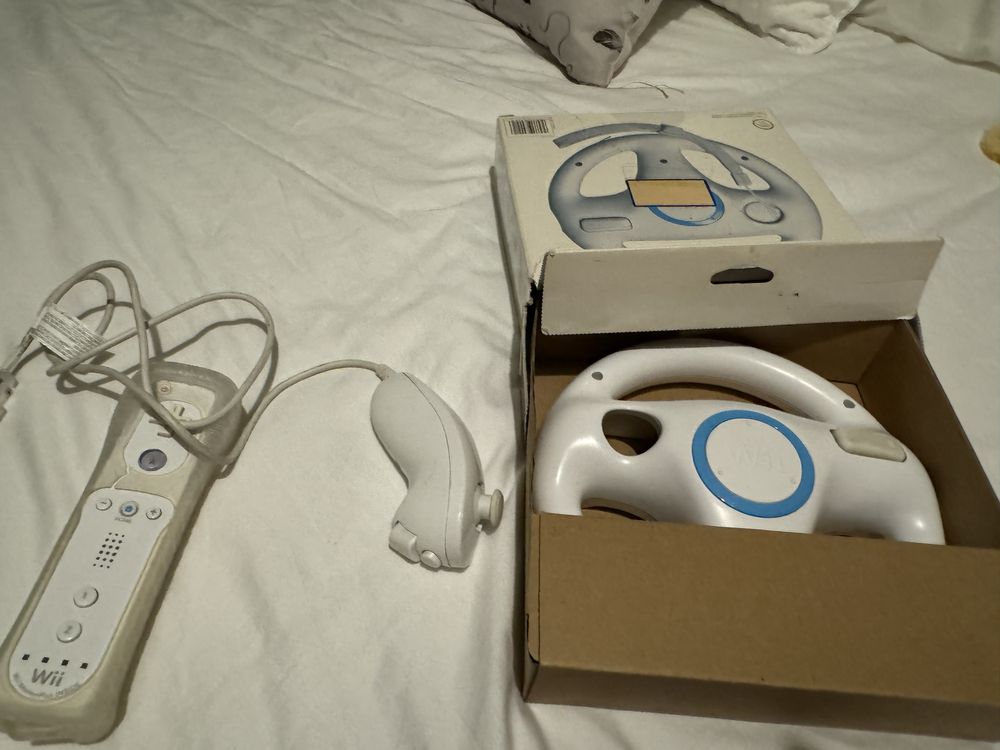 Vendo Wii em excelente estado, inclui jogos