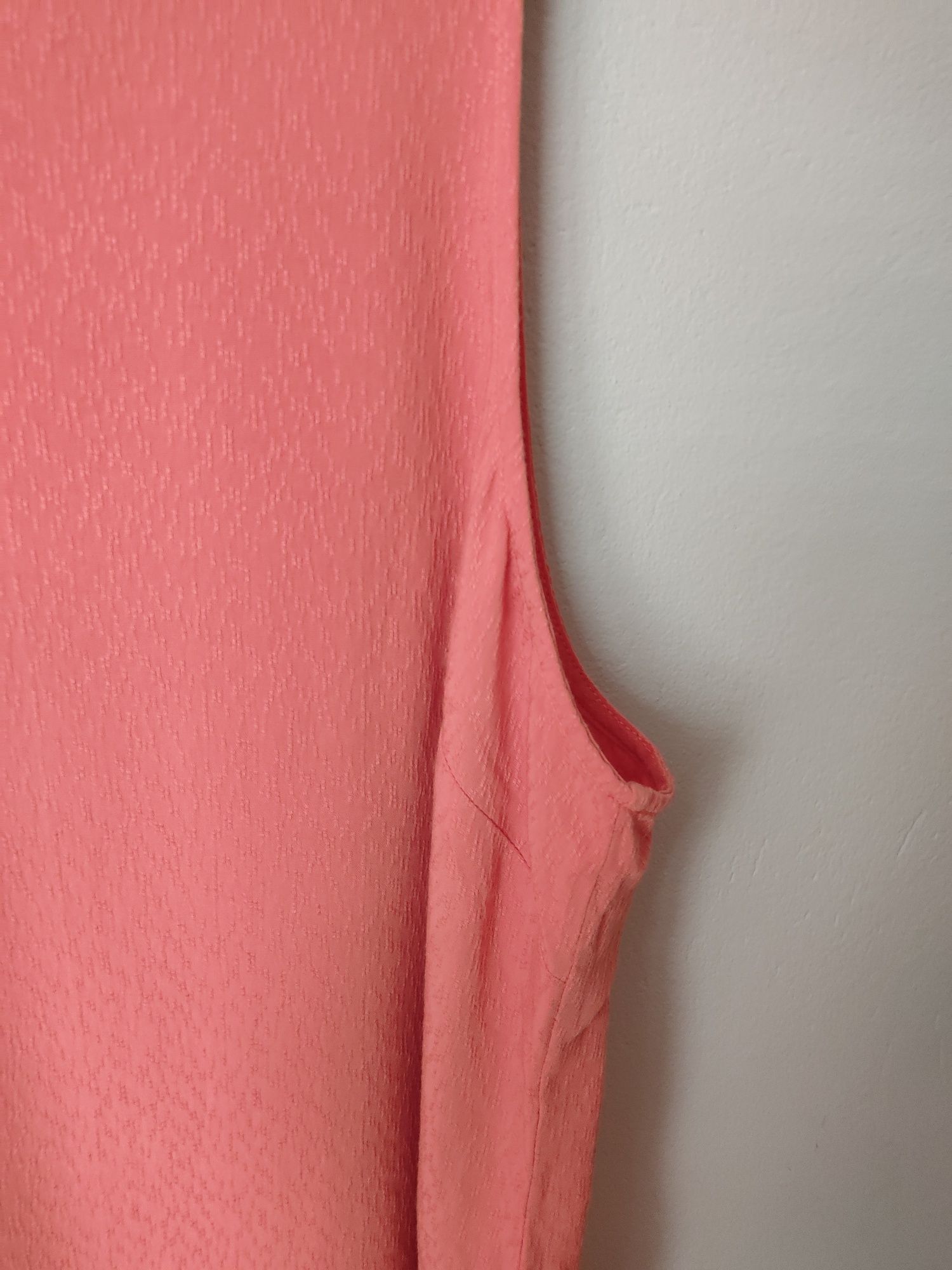 Pudrowo-różowa bluzka z dekoltem w serek 5XL plus size 50 nowa z metką