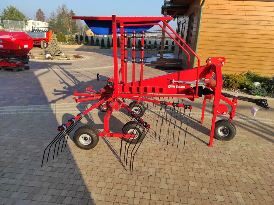 Zgrabiarka karuzelowa TANDEM 3,5m 4,2m wirnikowa WOM Metal-Technik