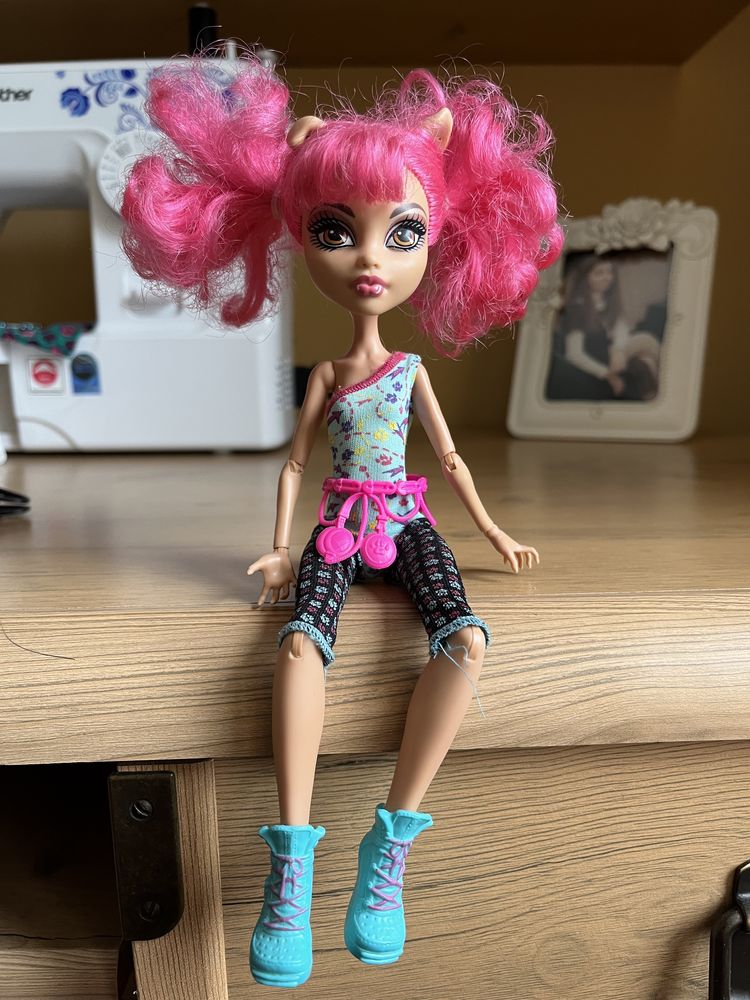 Лялька Monster High Dance Class Howleen Wolf Doll, Хоулін Вульф