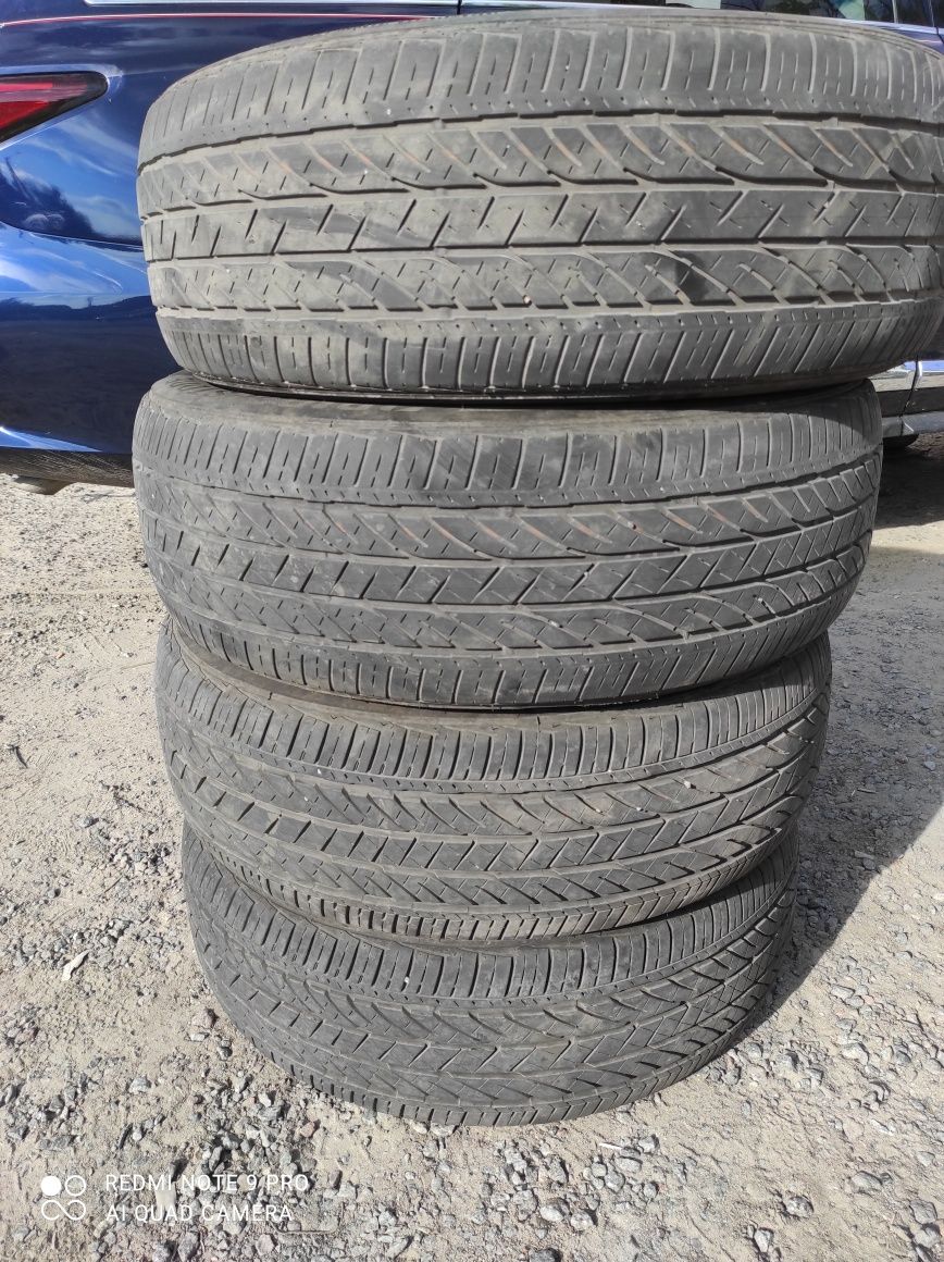 Bridgestone 235/55 R20