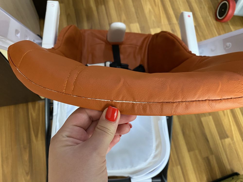 Дитяче крісло для годування carrello apricus