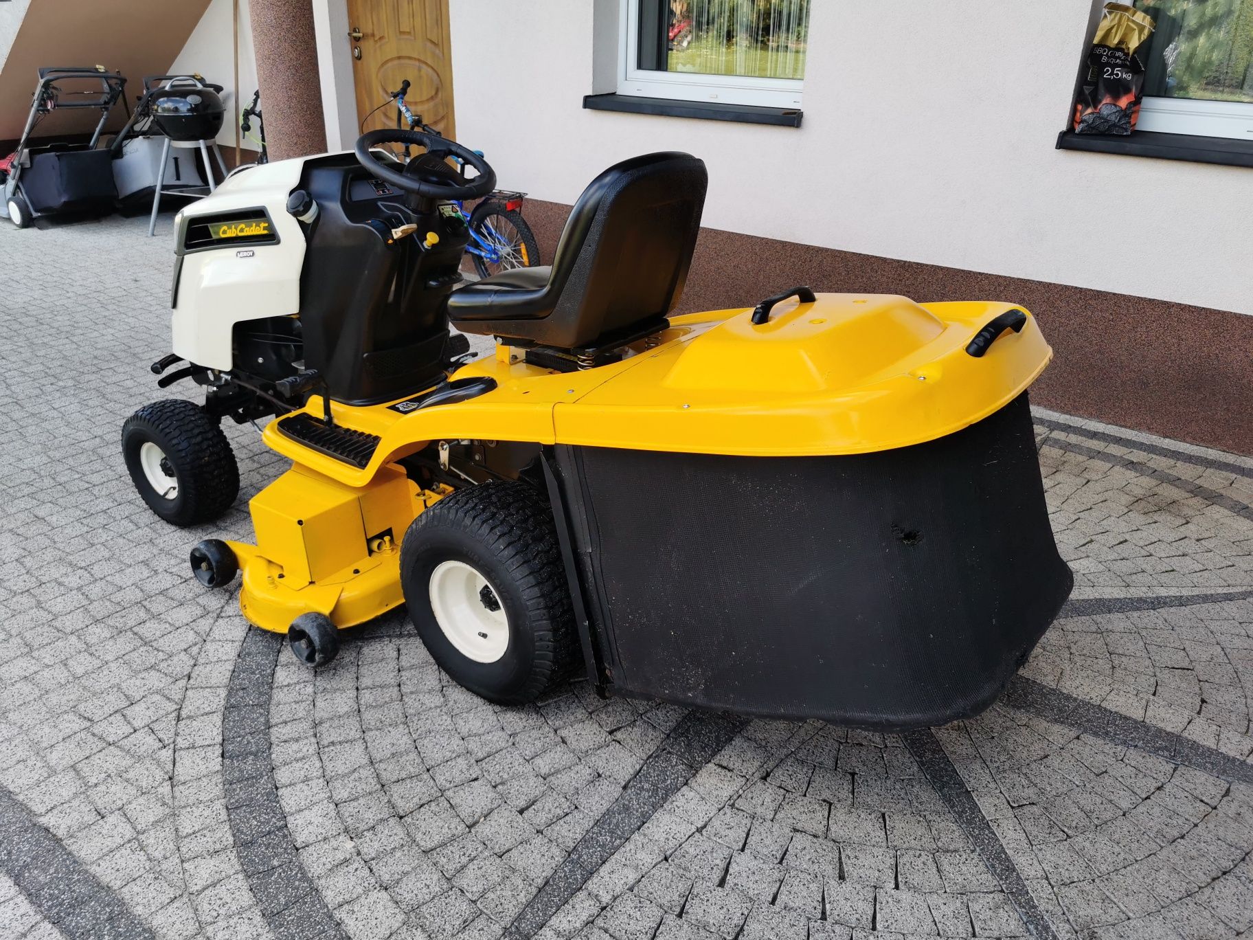 CUB CADET 24HP Kawasaki Kosz 3 noże Hydro Traktorek Kosiarka