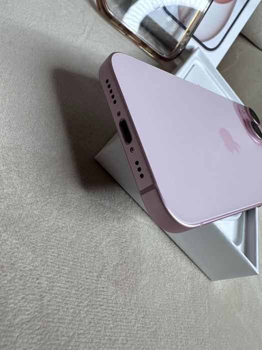 iPhone 15 128GB Różowy – Stan jak nowy