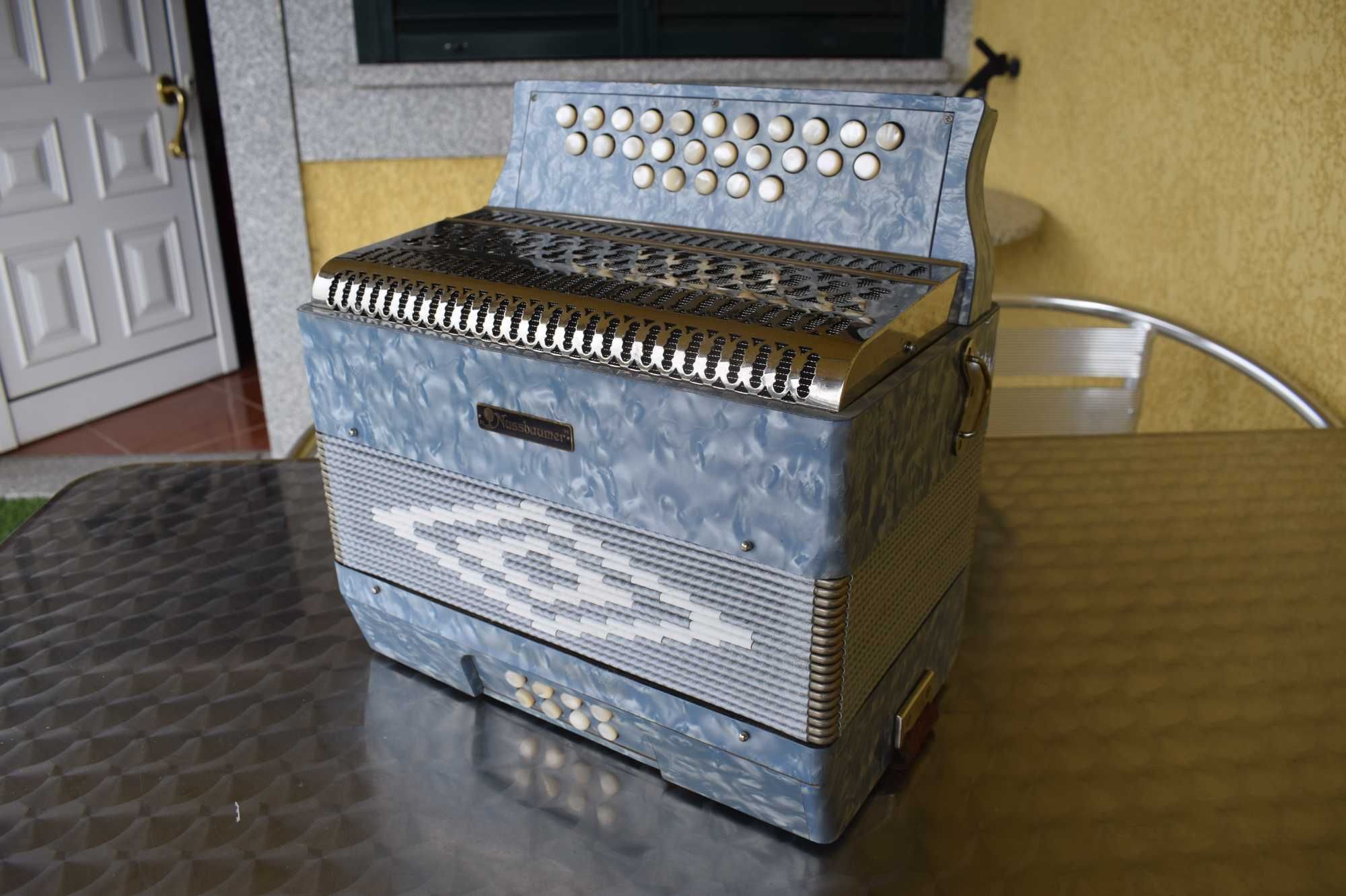 Concertina Nusbaummer 2 voz. Sol# Do# Fa#