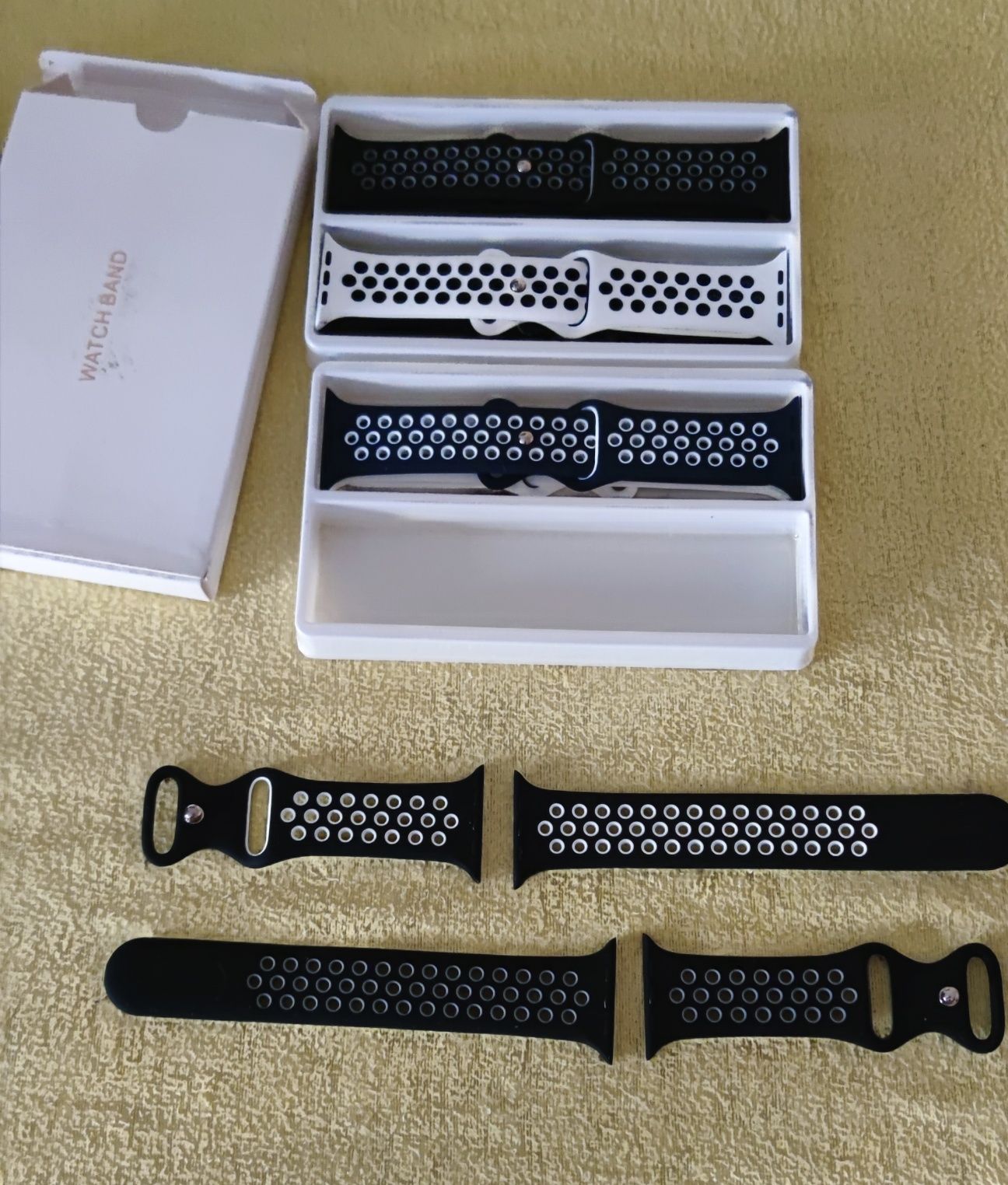 ремінець для Apple Watch
фтореластомера; - оснащени