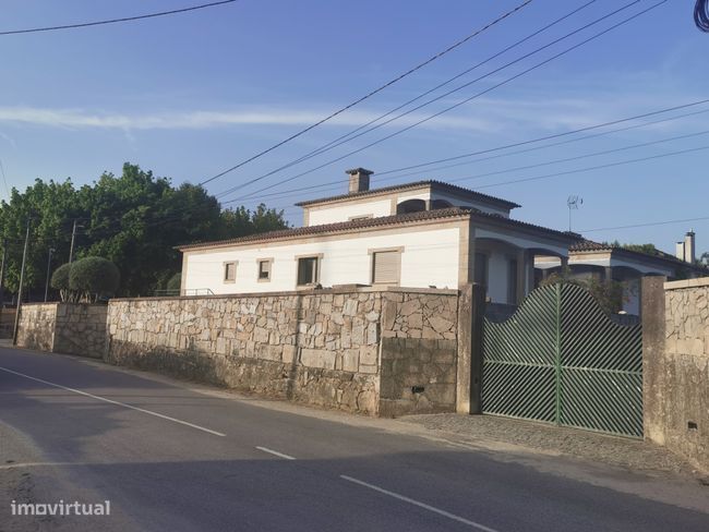 Moradia Exclusiva em Pico de Regalados