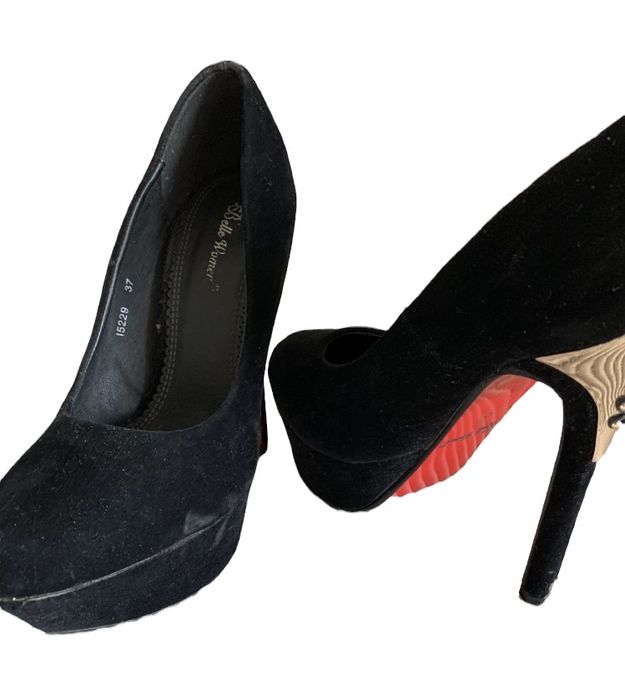 Sapatos Saltos Altos